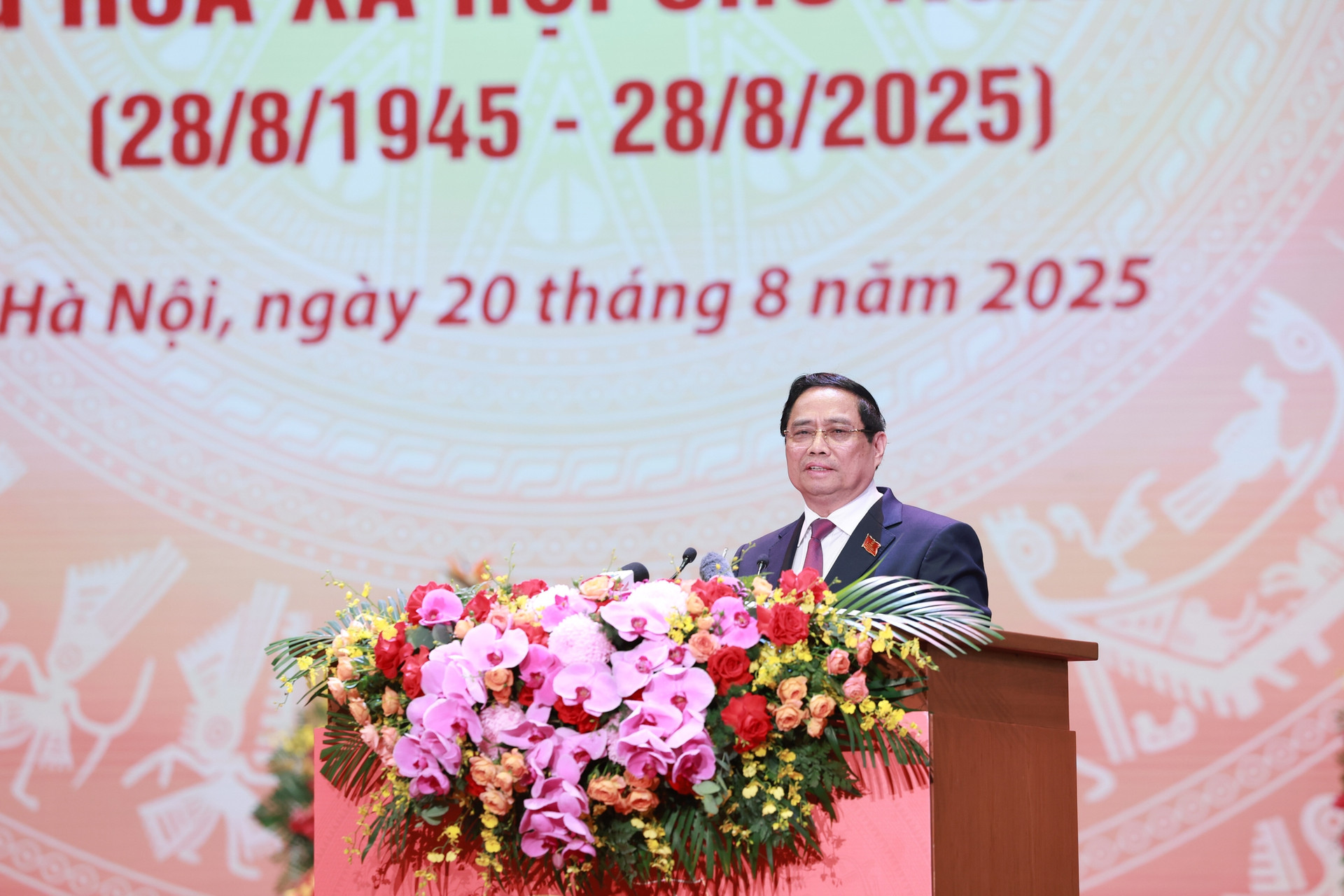 TỔNG THUẬT: Long trọng kỷ niệm 80 năm ngày thành lập Chính phủ- Ảnh 3. TỔNG THUẬT: Long trọng kỷ niệm 80 năm ngày thành lập Chính phủ- Ảnh 3.