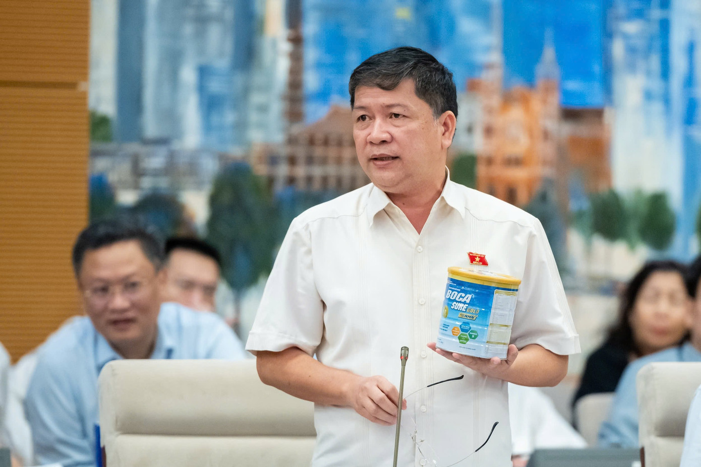 Đại biểu Tạ Văn Hạ. Ảnh: PV 218thuoc2.jpg