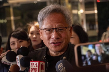 CEO Nvidia Jensen Huang bất ngờ bay riêng tới Đài Loan, căng thẳng chip Mỹ - Trung lên cao trào?