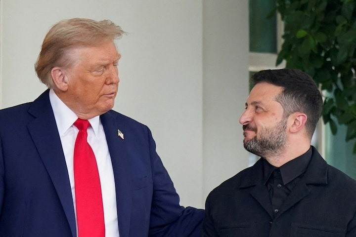 Tổng thống Mỹ Donald Trump và Tổng thống Ukraine Volodymyr Zelensky. (Ảnh: Reuters) iwtpnamrbnlrhix7iju4yhjvgy.jpg