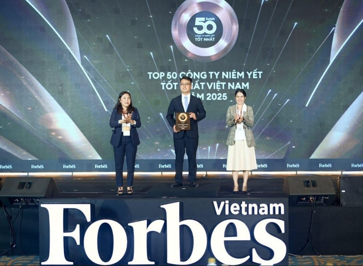 Forbes xướng tên <a style='text-decoration: none;' href='/FPT'>FPT</a> Retail trong Top 50 công ty niêm yết tốt nhất Việt Nam