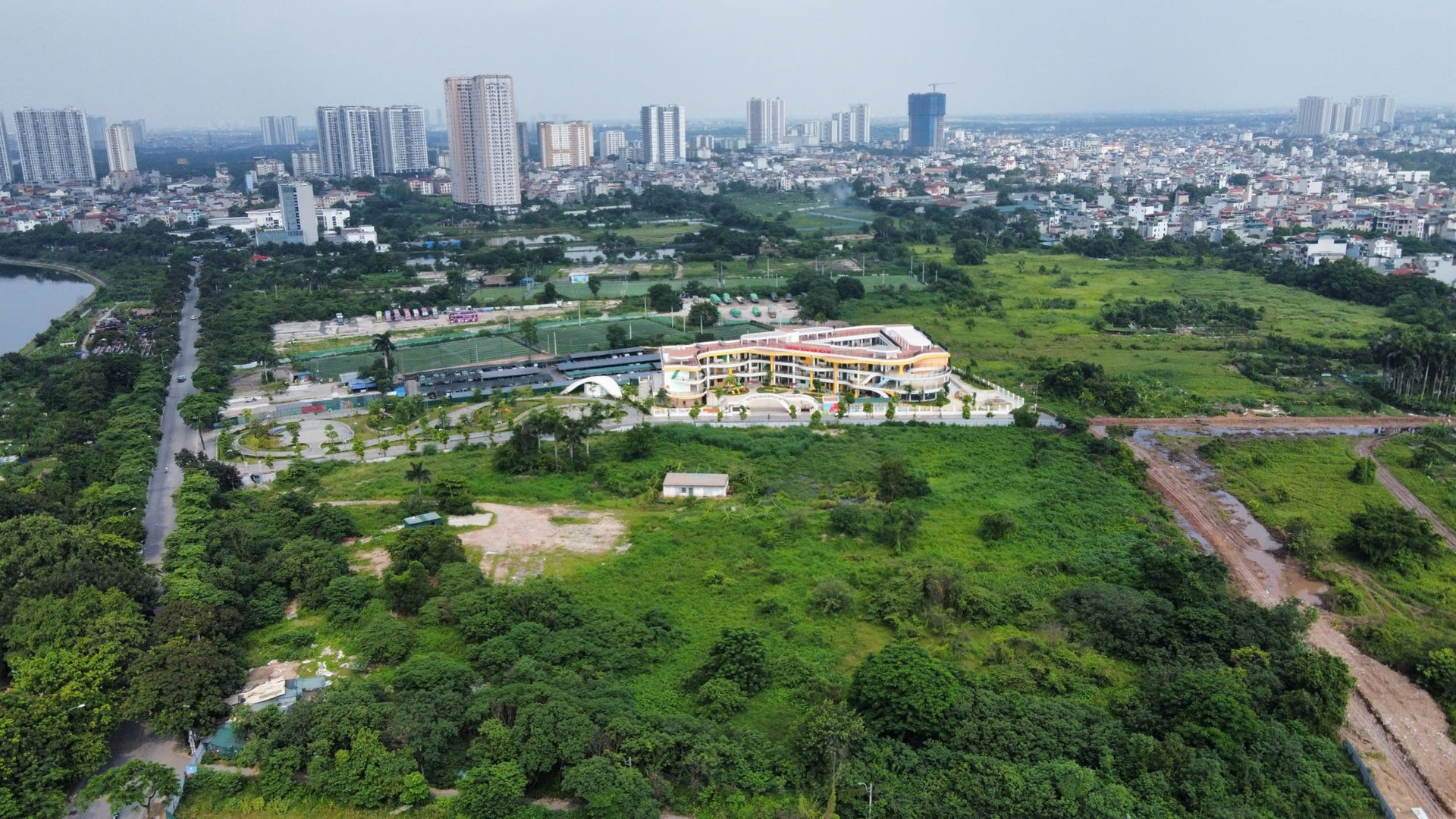 Luật Đất đai 2024 còn nhiều bất cập trong lĩnh vực bồi thường đất. Ảnh minh họa