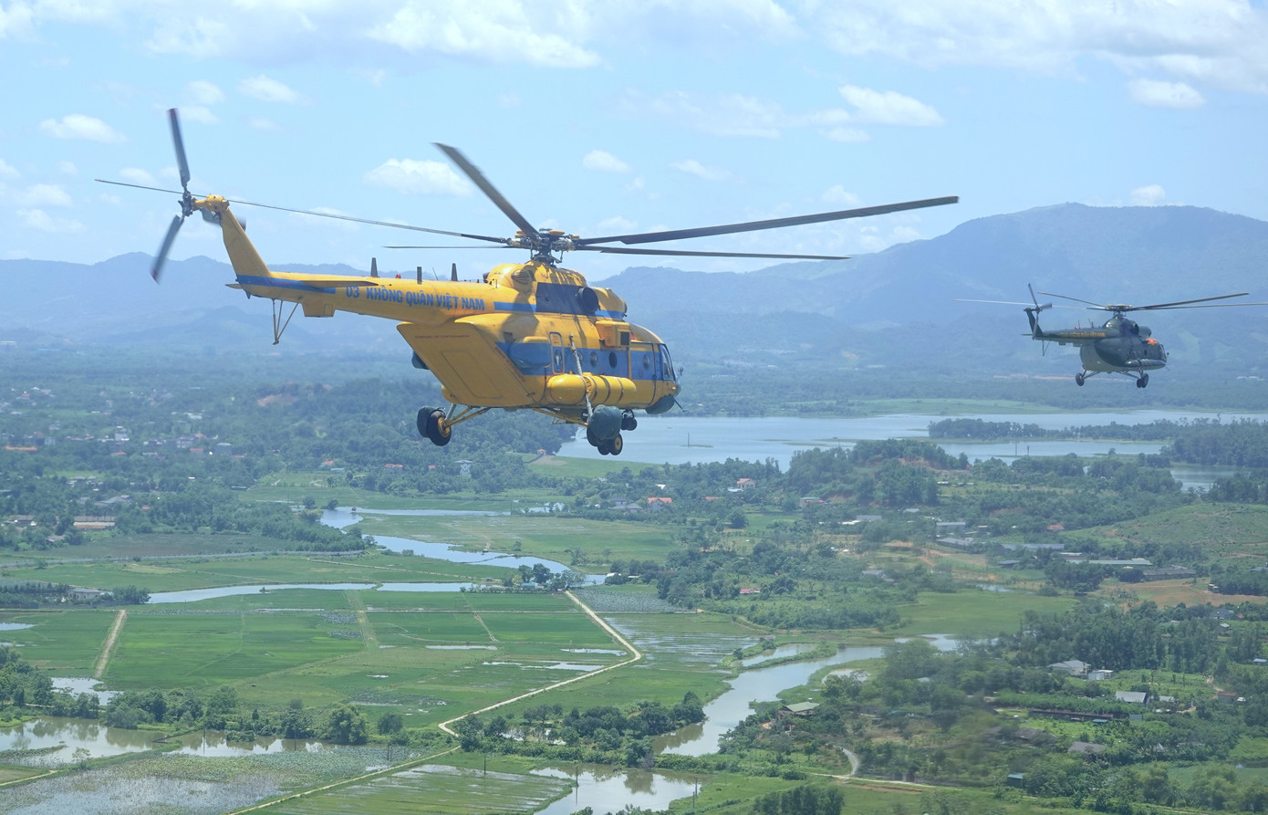 Lực lượng Không quân trực thăng sẵn sàng thực hiện bay tìm kiếm cứu hộ, cứu nạn, vận chuyển hàng cứu trợ khi có lệnh của Bộ Quốc phòng bao-so-5-1.jpg