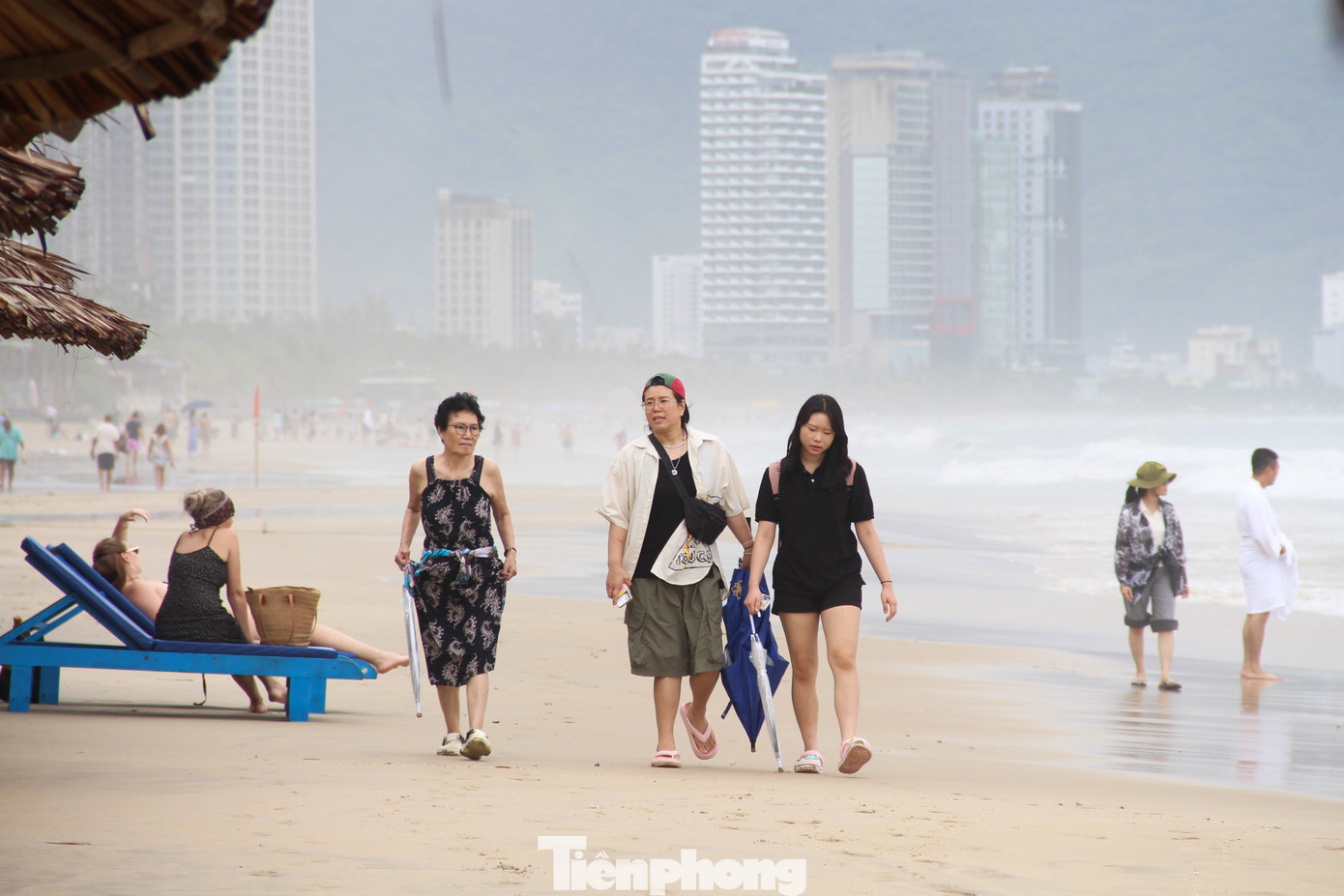 tp-da-nang-cam-tam-bien-17.jpg