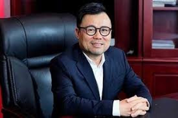 Chủ tịch Nguyễn Duy Hưng nhận món quà đặc biệt đúng ngày cổ phiếu SSI lập kỷ lục chưa từng có