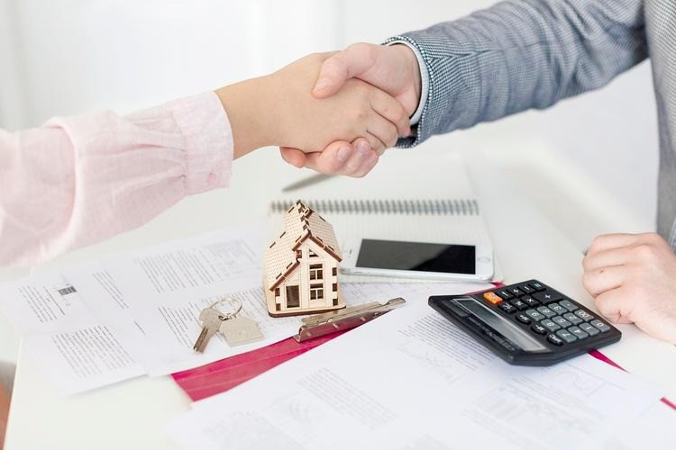 Môi giới bất động sản không chứng chỉ sẽ bị loại khỏi cuộc chơi- Ảnh 2.