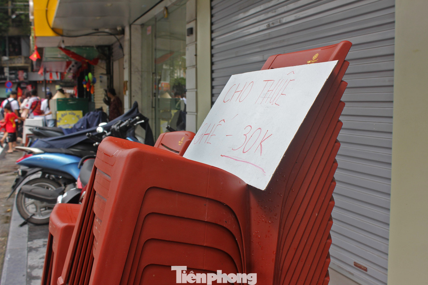 tp-cho-thue-ghe-xem-hop-luyen-a80-5.png