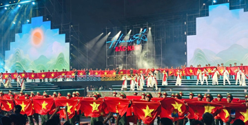 Nhận vé miễn phí concert quốc gia tại Mỹ Đình ngày 1/9 lúc nào, ở đâu?