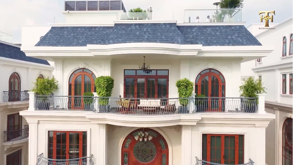 Biệt thự vợ chồng Việt Hương thuê 400 triệu đồng/đêm: Không gian xa xỉ được ví như ‘kỳ quan kiến trúc’- Ảnh 3.