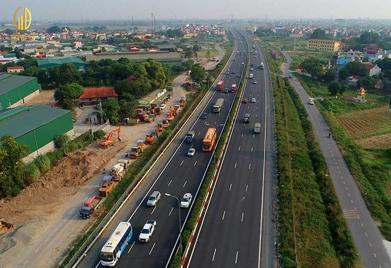 Đường kết nối đến siêu sân bay lớn nhất Việt Nam hư hỏng nặng- Ảnh 1.
