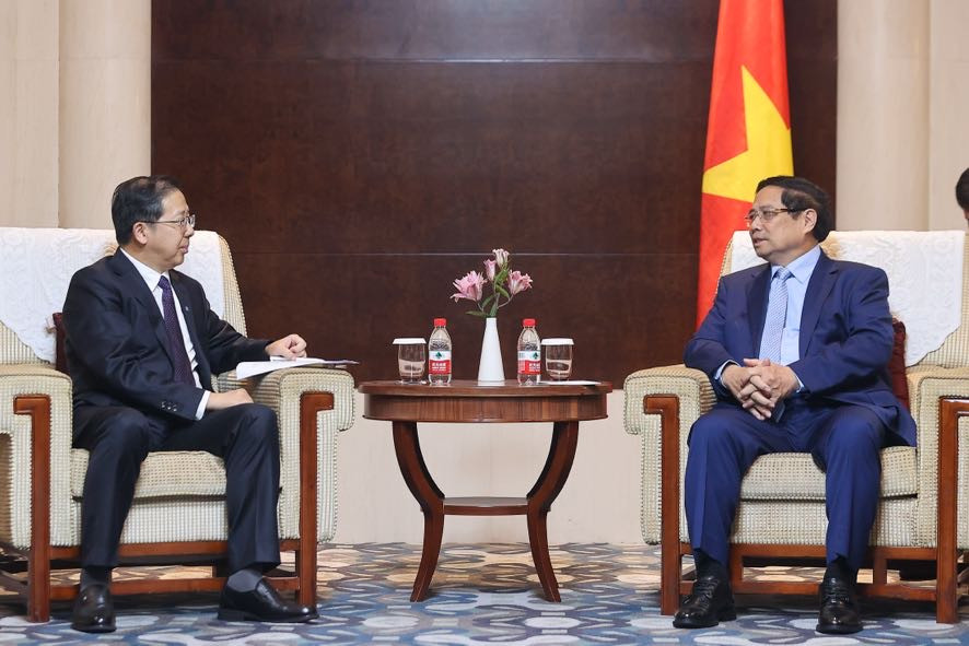 Thủ tướng tiếp lãnh đạo các tập đoàn hàng đầu Trung Quốc muốn mở rộng đầu tư, hợp tác tại Việt Nam- Ảnh 2.