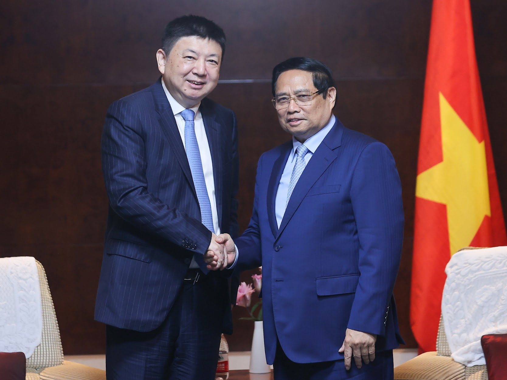 Thủ tướng tiếp lãnh đạo các tập đoàn hàng đầu Trung Quốc muốn mở rộng đầu tư, hợp tác tại Việt Nam- Ảnh 5.