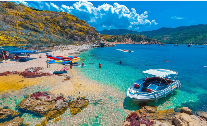 Một làng chai ven biển của Việt Nam được định hướng trở thành đô thị du lịch sinh thái đầy sức hút- Ảnh 2.