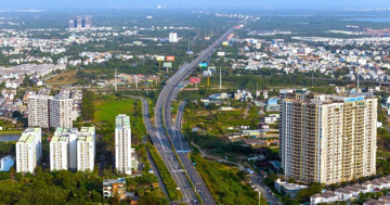 Giá nhà trung tâm TP. HCM 'chạm nóc', bất động sản vùng ven thành cứu cánh của nhà đầu tư