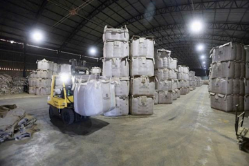 Bị Mỹ áp thuế 50%, nước BRICS ‘thoát hiểm’ phút chót nhờ 183 giấy thông hành từ Bắc Kinh