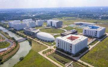 Trường đại học 5.000 tỷ ở thành phố đông dân nhất Việt Nam vừa nhận nhiệm vụ quan trọng từ Thứ trưởng