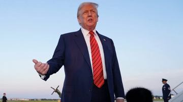 Tổng thống Mỹ Trump tuyên bố sẽ áp thuế 250% với dược phẩm