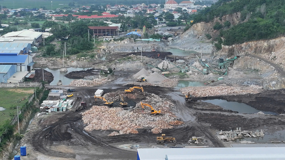 Khởi tố, bắt tạm giam kế toán Lưu Thị Hạnh - ảnh 3