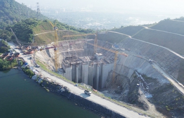 Dự án thuỷ điện Hòa Bình mở rộng 9.200 tỷ của EVN hoàn thành thêm hạng mục quan trọng
