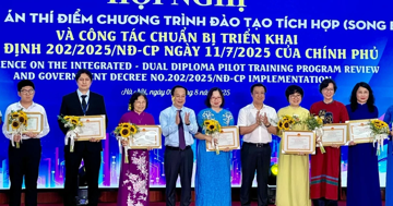 Hà Nội sẽ tiếp tục triển khai chương trình song bằng ở các trường công lập