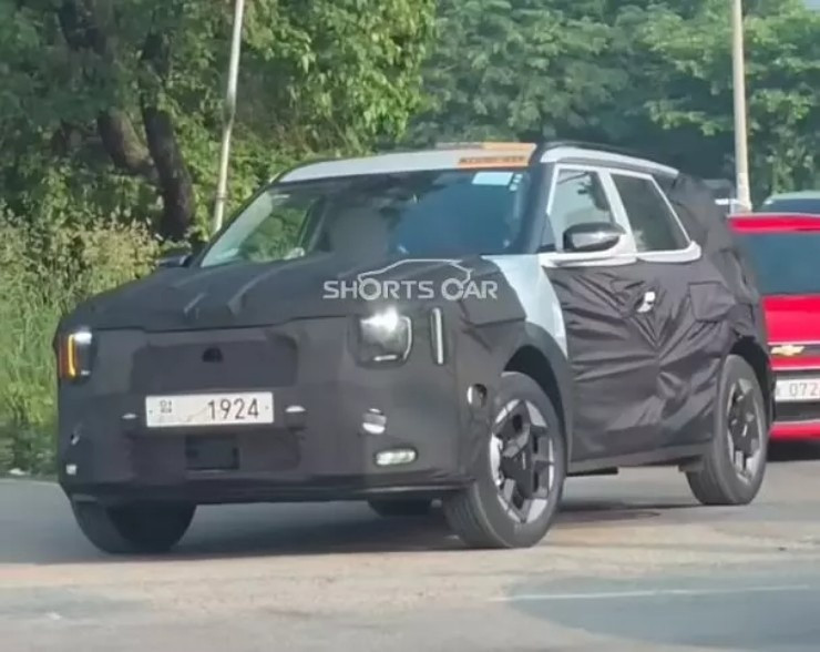 KIA Seltos 2026 phủ kín bưng chạy ngoài phố, dân tình vẫn soi ra những chi tiết đặc biệt