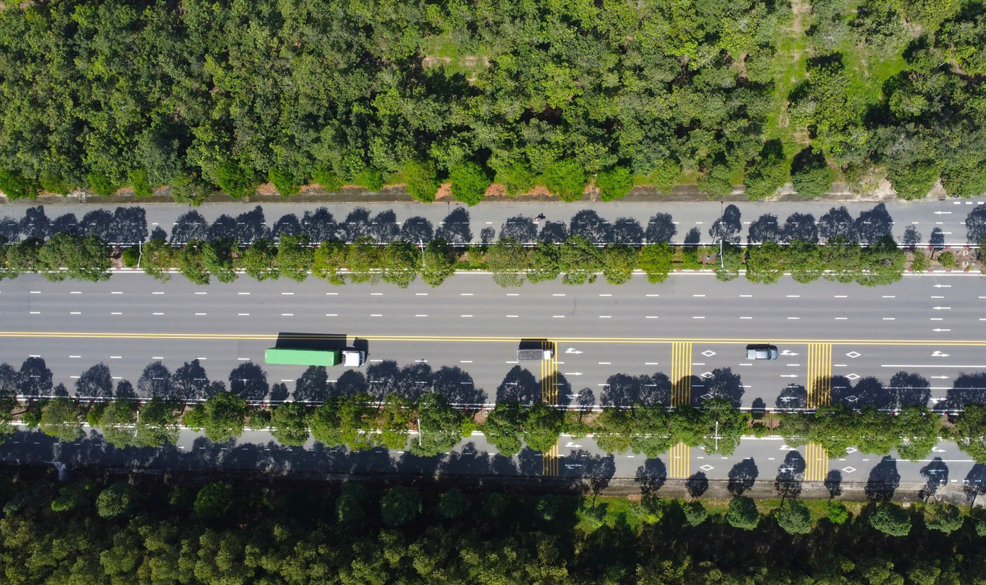 TPHCM tập trung xây dựng các khu công nghiệp sinh thái, điển hình như khu công nghiệp Cây Trường. cong-nghiep-7.jpg