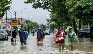 Thiên đường du lịch Bali tan hoang vì lũ lụt