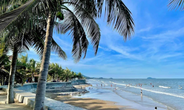 Ban bố tình trạng khẩn cấp tại bãi biển nổi tiếng của Thanh Hóa