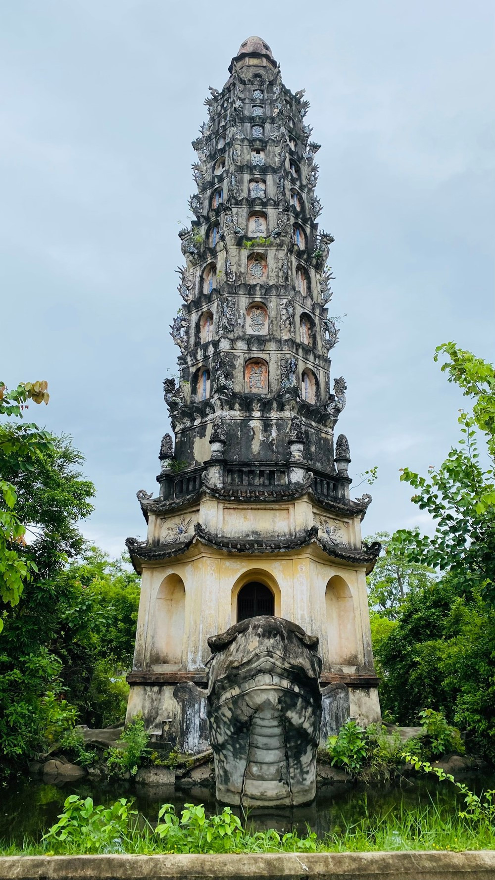 Ngôi chùa cổ gần nghìn năm tuổi được công nhận Di tích quốc gia đặc biệt, sở hữu 'báu vật' 9 tấn - ảnh 2