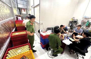 Bắt Nguyễn Thanh Trường, tịch thu 38.000 lọ yến giả