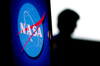 NASA cấm hoàn toàn công dân Trung Quốc, quyết không để Mỹ thua trong cuộc đua Mặt trăng