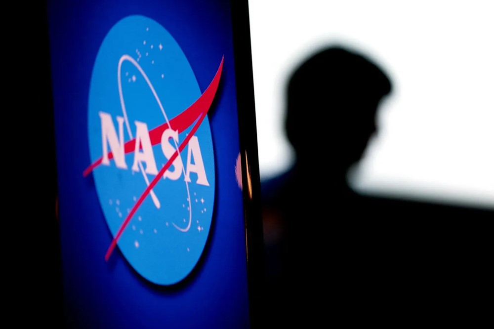 NASA cấm hoàn toàn công dân Trung Quốc, quyết không để Mỹ thua trong cuộc đua Mặt trăng - ảnh 1