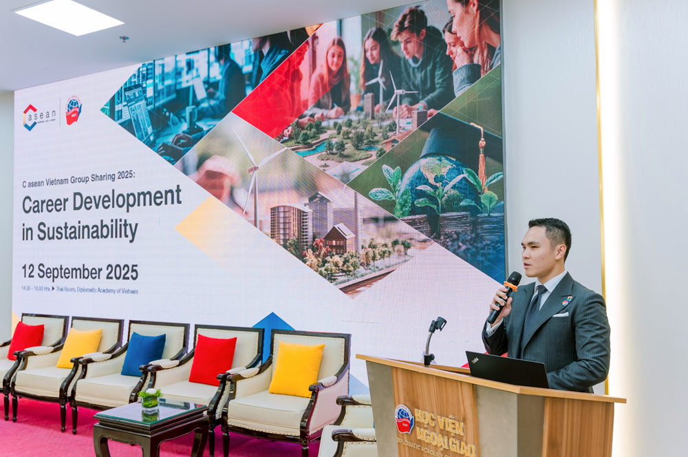 Việt Nam có tiềm năng tạo ra tới 500.000 việc làm xanh mới, cần làm gì để cải thiện khoảng cách kỹ năng ở Đông Nam Á? - ảnh 1