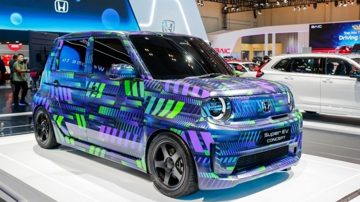 Honda vừa ra mắt mẫu ô tô điện tí hon, chạy gần 300 km mỗi lần sạc, lấn át đối thủ Nissan