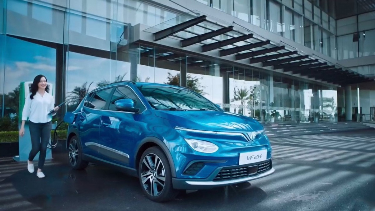 Mẫu xe điện 'tiến hóa' sau khi bán của VinFast: Siêu nhỏ gọn, chạy 318 km mỗi lần sạc khiến đối thủ xăng truyền thống lo ngại