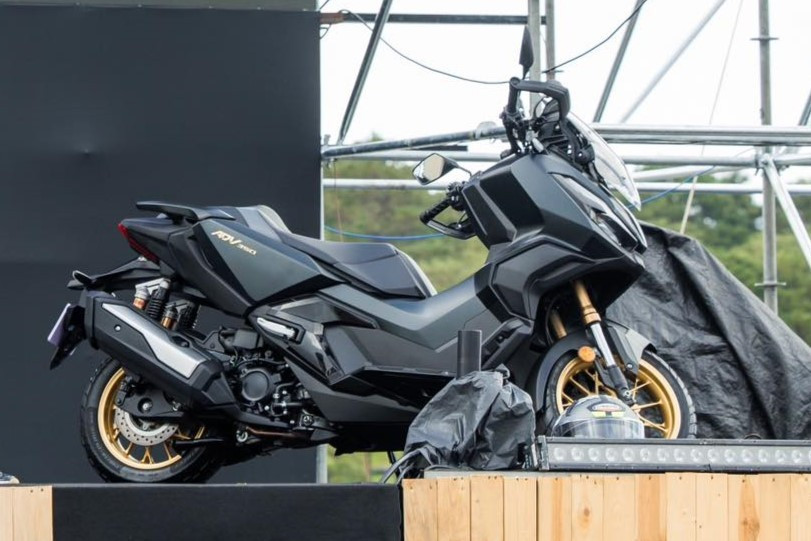honda-adv-350.jpg