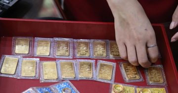 Giá vàng SJC tiếp tục giảm trong tuần này?