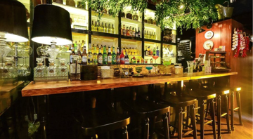 Thái Lan chính thức dỡ bỏ lệnh cấm bán rượu bia sau 53 năm để cứu ngành du lịch