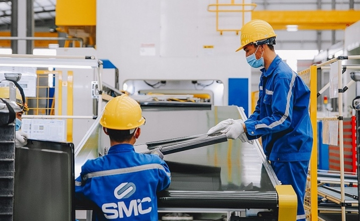 Thu hồi nợ xấu từ Novaland - Cú hích giúp một cổ phiếu thép tăng 140% sau vài tháng