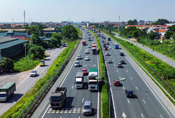 Cục CSGT có đề xuất mới liên quan việc trồng cây xanh ở dải phân cách cao tốc