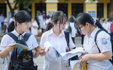 Thống nhất bộ sách giáo khoa từ năm 2026-2027, nâng phụ cấp 70% cho giáo viên mầm non