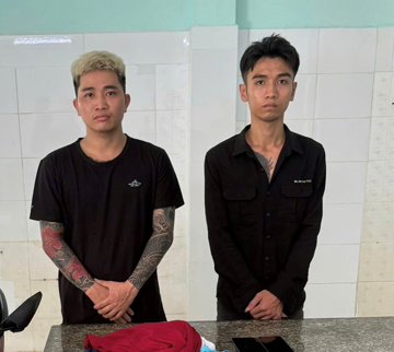 Truy xét, bắt khẩn cấp 2 Tiktoker