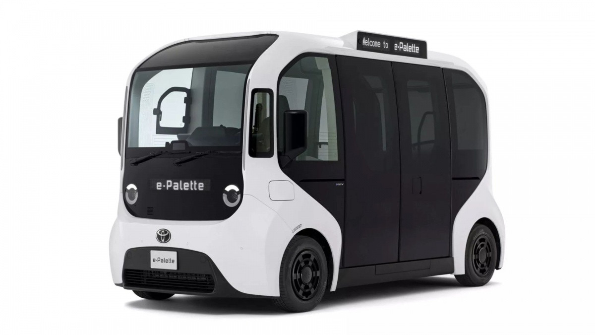 Toyota ra mắt mẫu xe điện đa năng: Có thể làm xe buýt, xe giao hàng, cửa hàng lưu động, phòng chờ hoặc trung tâm dịch vụ