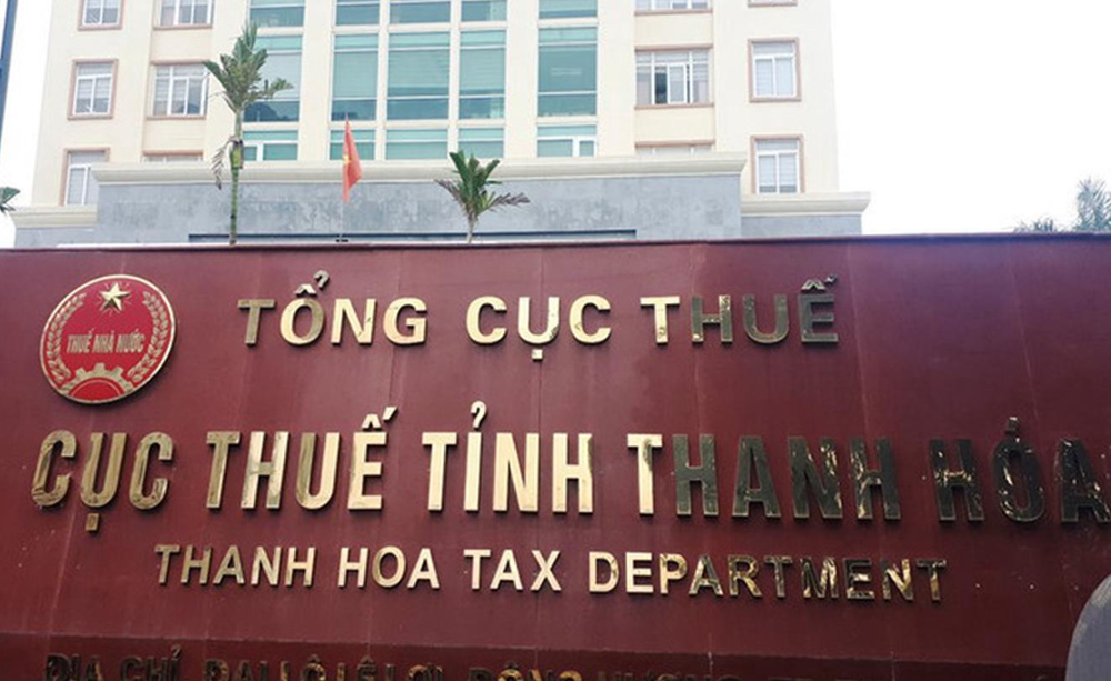 Thuế Thanh Hóa ra thông báo cấm xuất cảnh loạt giám đốc công ty bất động sản - ảnh 1