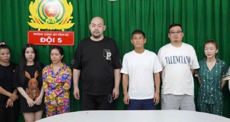 Bắt ông chủ người nước ngoài của một nhà hàng 'có tiếng' - ảnh 1