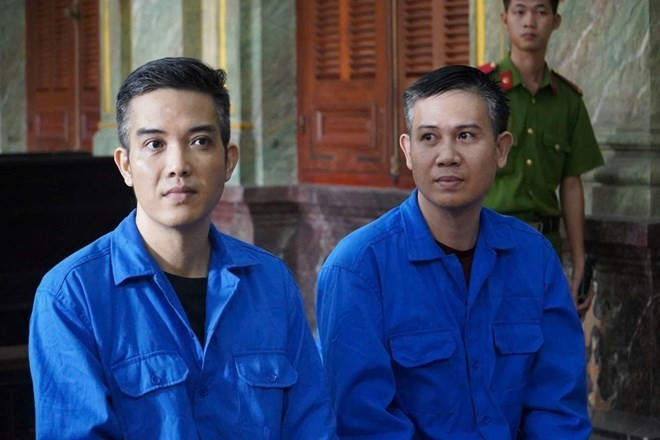 Một cựu Chủ tịch lĩnh 4 năm 6 tháng tù, nộp phạt 2 tỷ đồng - ảnh 1