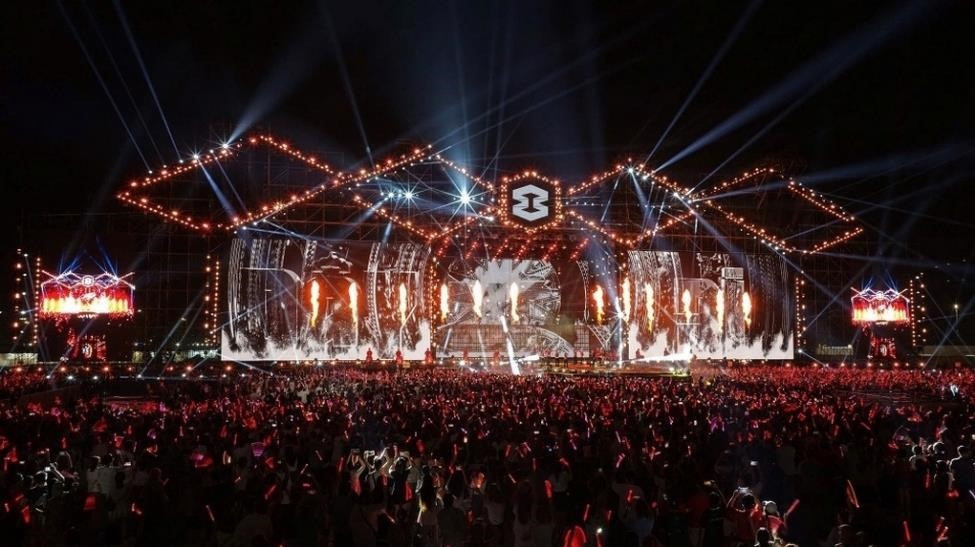 Vingroup ghi dấu ấn tại Triển lãm thành tựu đất nước với giải thưởng 