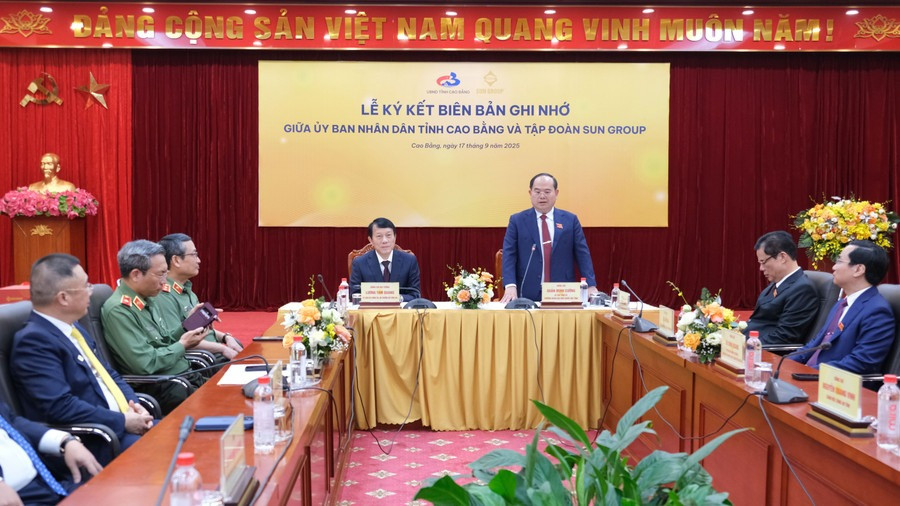 Hình ảnh tại buổi ký kết. Nguồn ảnh: Báo Cao Bằng