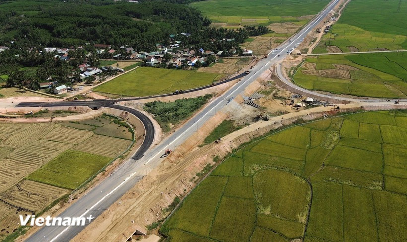 Tuyến cao tốc gần 11.000 tỷ có bóng dáng của Đèo Cả buộc phải về đích trước ngày 19/12- Ảnh 2.