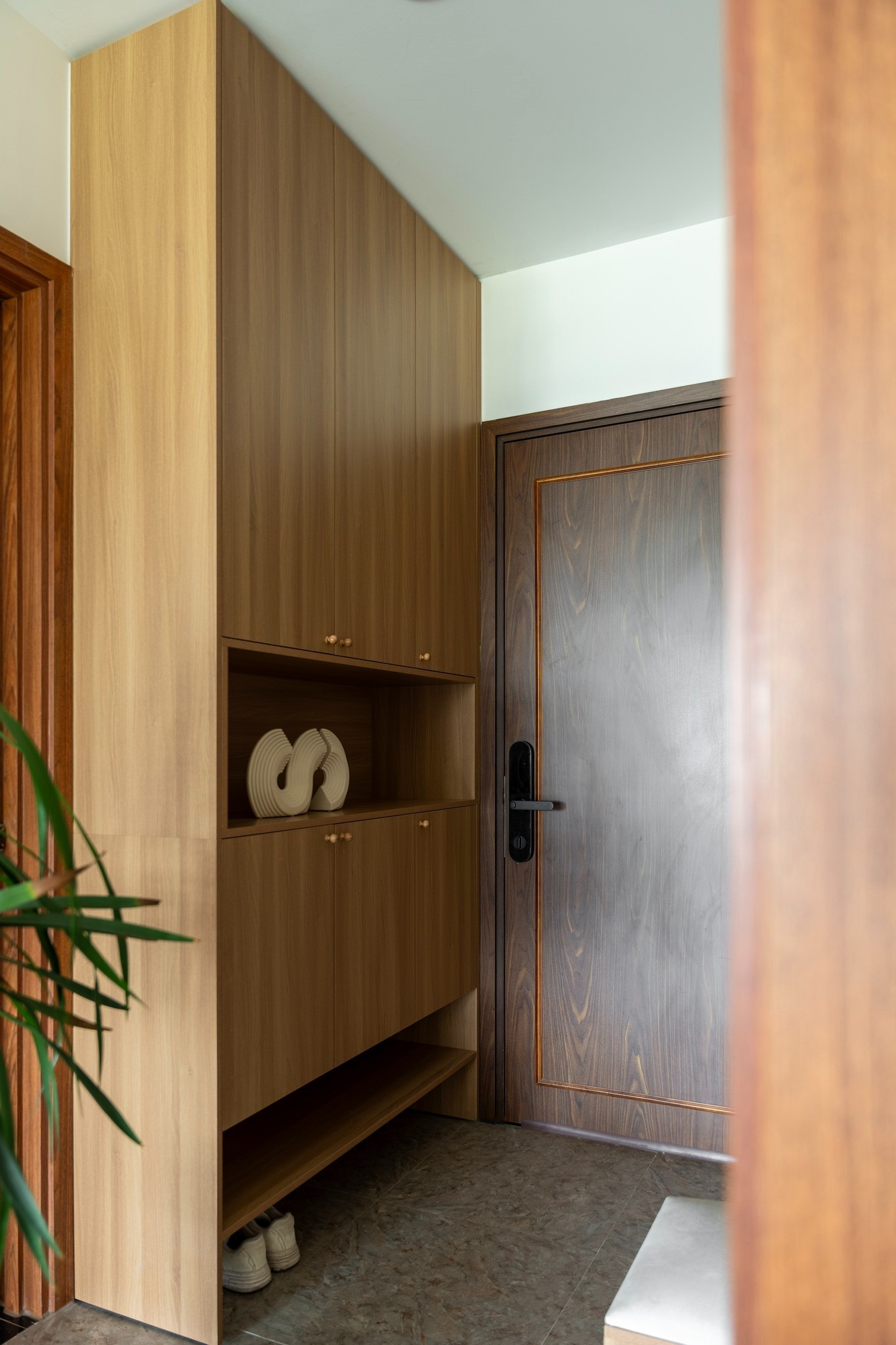 Ấm áp căn hộ đáng sống giữa lòng thành phố lớn: Khi tối giản lại trở thành 'có gu'- Ảnh 4.